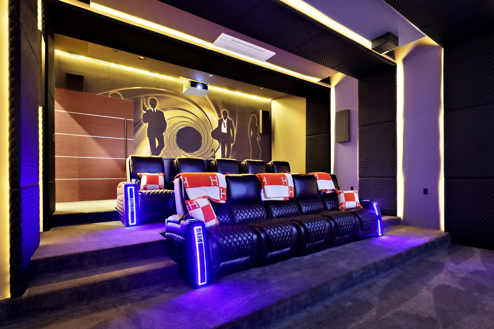 Massive Custom-Built Five-Acre Estate with Stylishly Modern Design ...