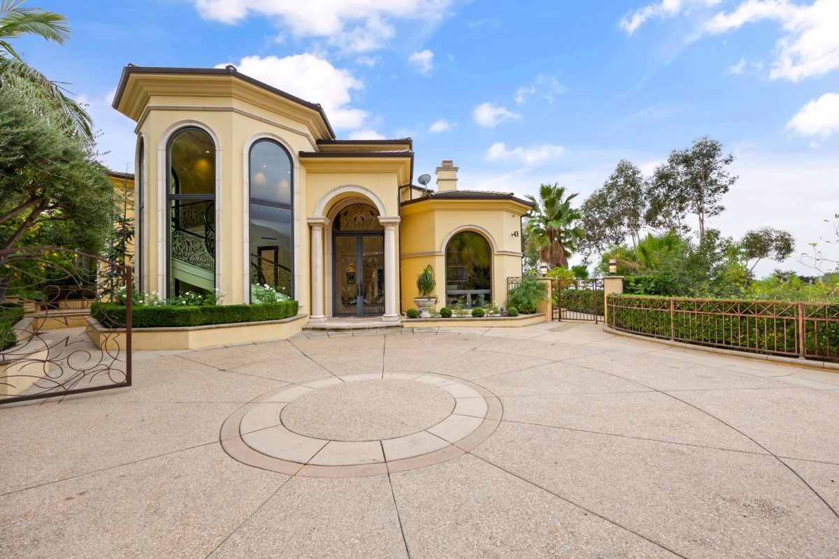 Opulent Home in Monrovia Offers Style and Spectacular Views Haven