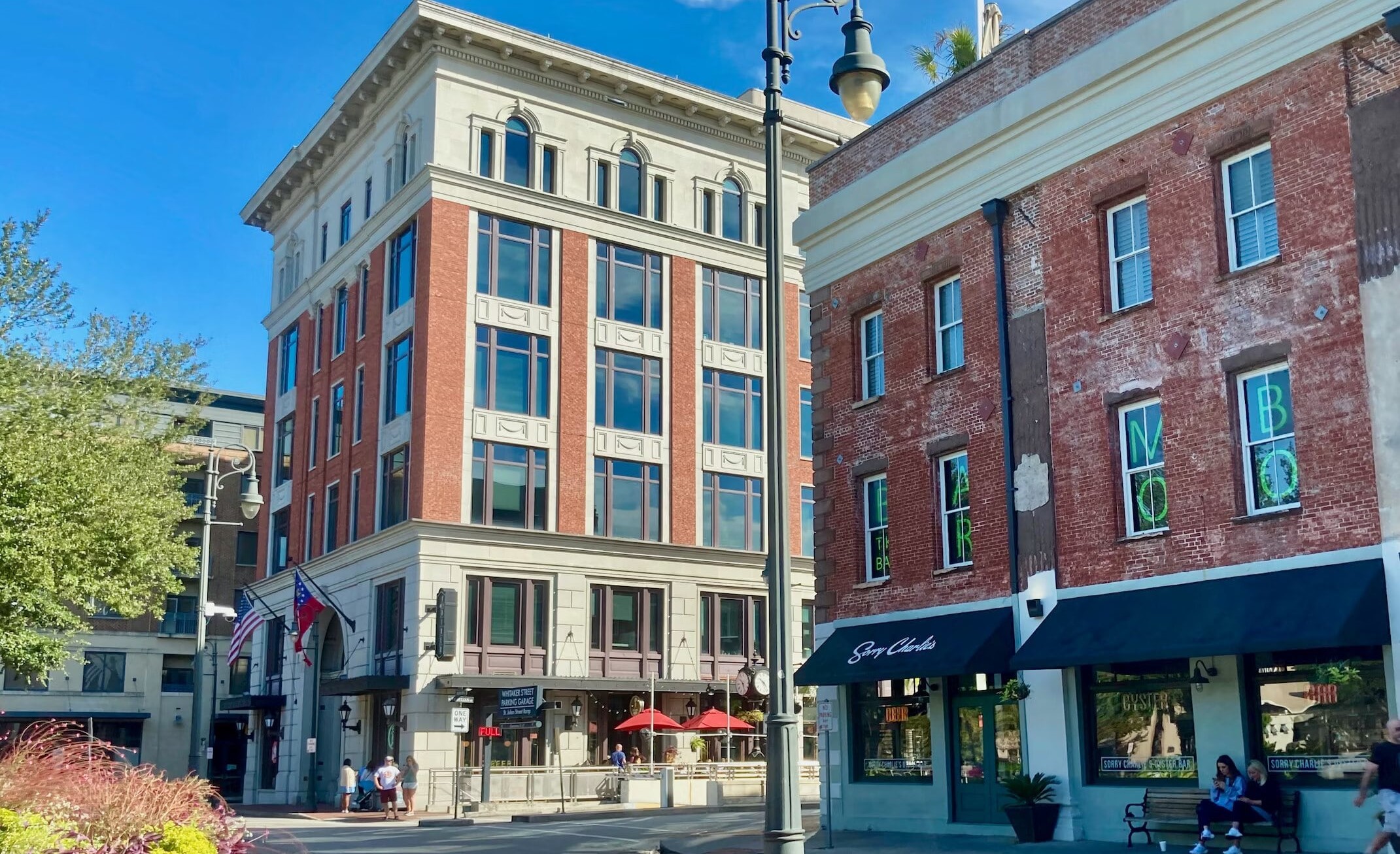 A Look at Top Waterfront Neighborhoods in Haven Lifestyles