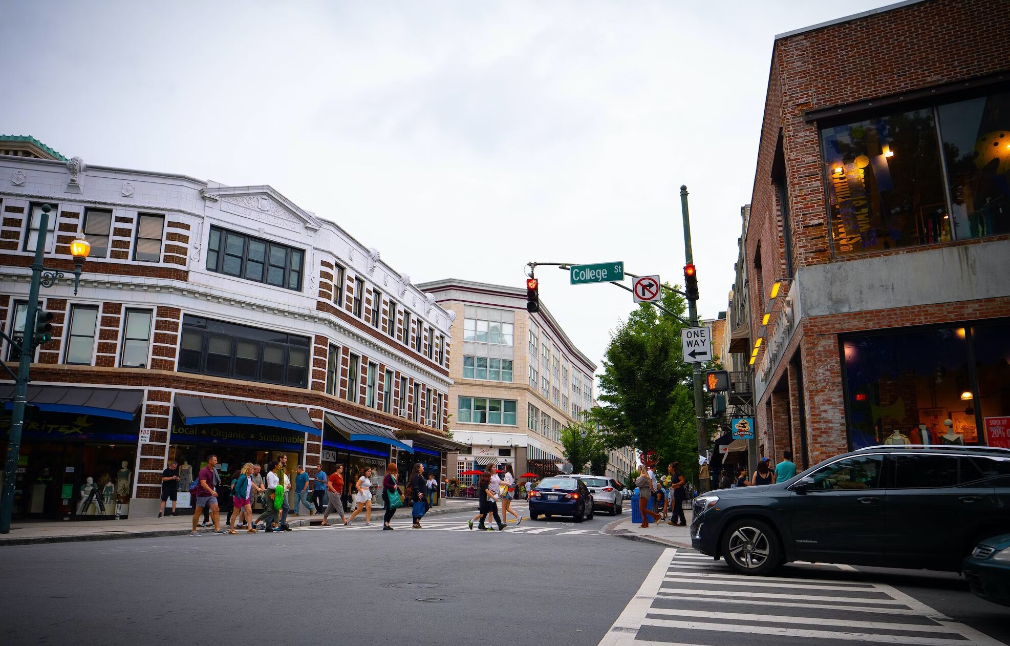 a-look-at-north-carolina-s-charming-downtowns-haven-lifestyles