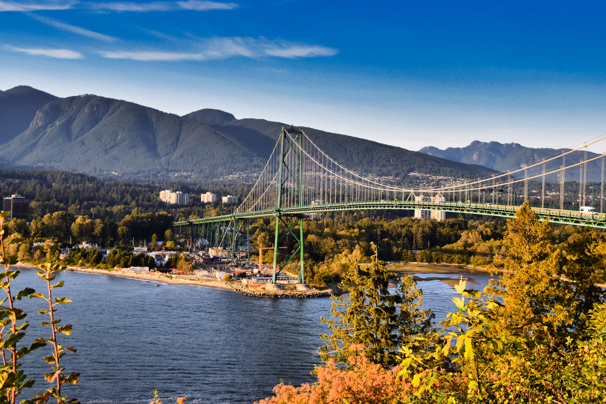 Living in the Sea-to-Sky Corridor: Where Coastal Beauty Meets Mountain Majesty