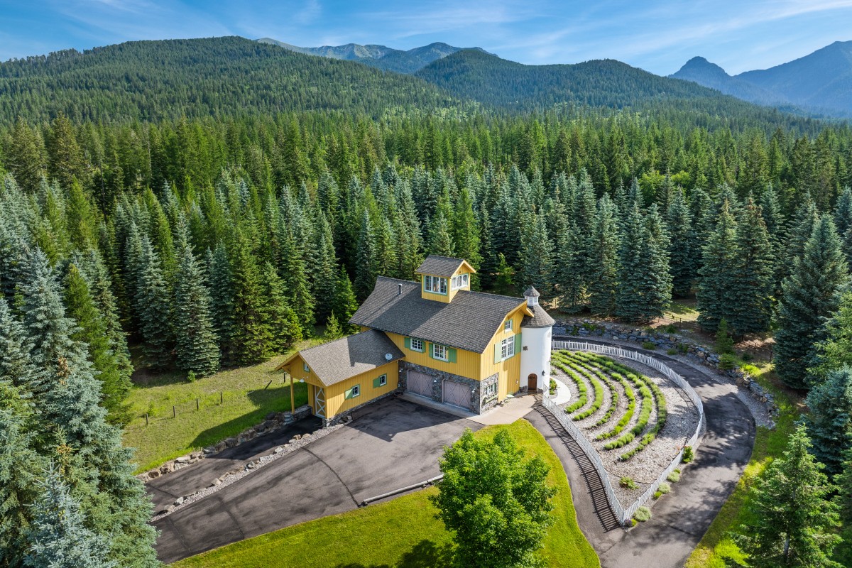 Swan Ranch Plaid Swan Ranch: Where Montana Legacy Meets Refined Living - Haven ...