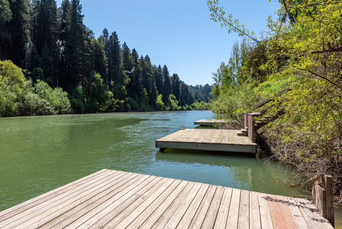 A Riverfront Retreat in Guerneville: A California Hidden Gem in Sonoma’s Russian River Valley