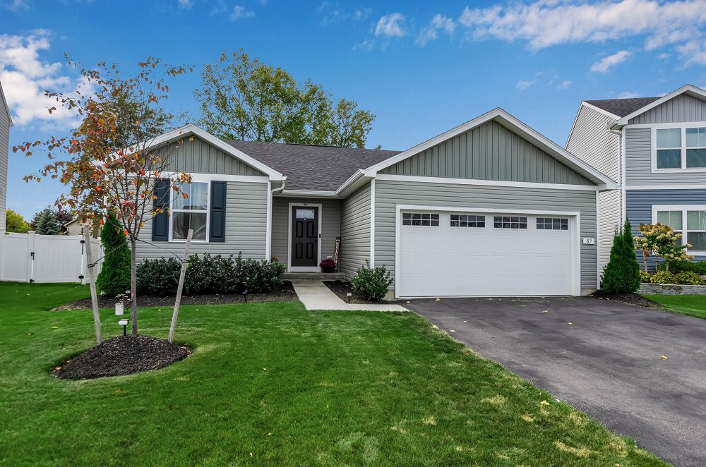 2 Stunning Country Estates Available on the New York Market