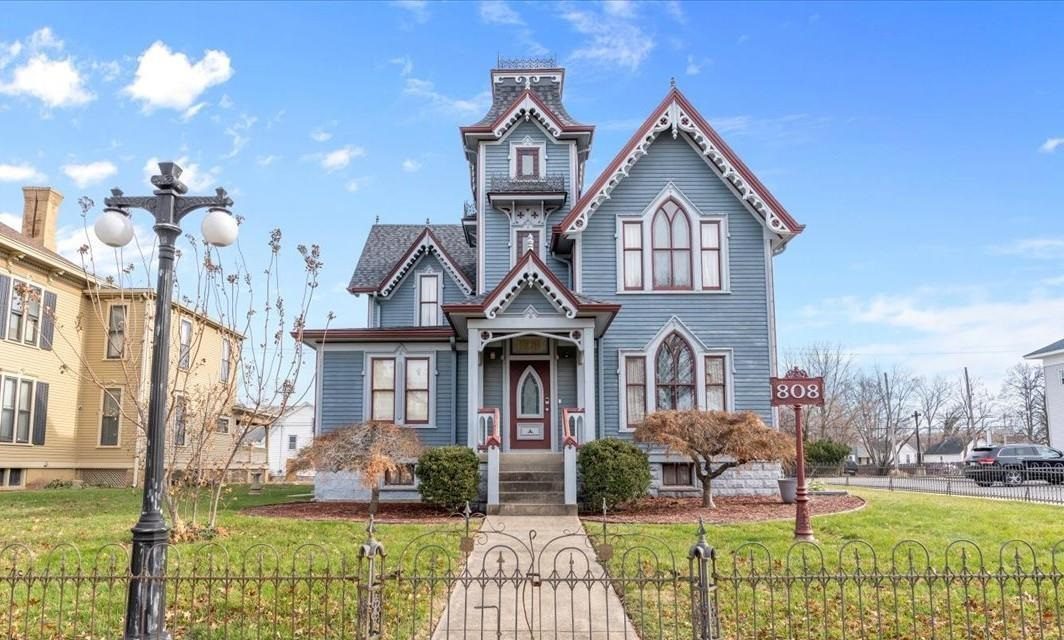 4 Multi-Family Listings Now for Sale in Illinois